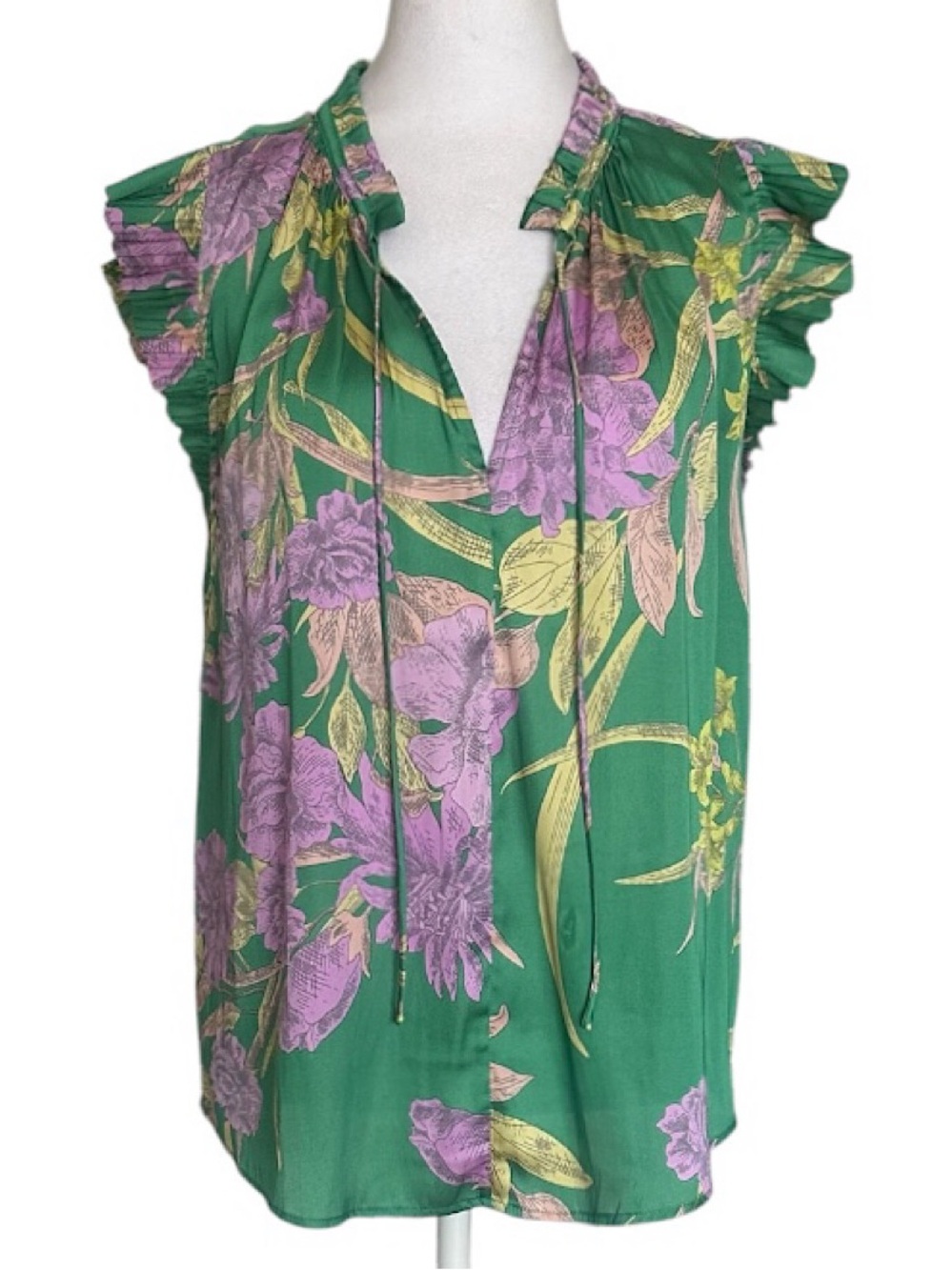 NWT Current Air Women’s Top Green Purple Floral Pleated Size M Short Sleeve